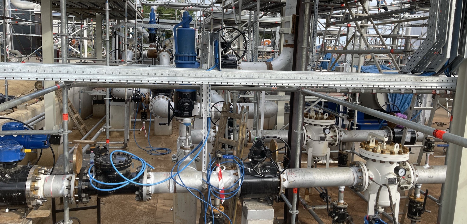 DERVOS Valves Applied in MOL Refinery Upgrade Project in Hungarian 